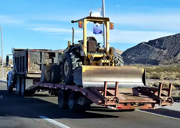 Why Choose New Jersey Hauling Pros Over Other Heavy Equipment Shipping Companies?